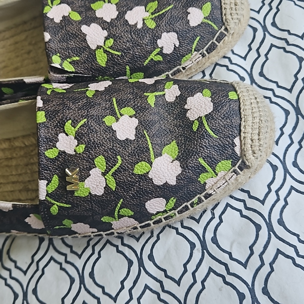 Micheal Kors Kendrick esparrdilles